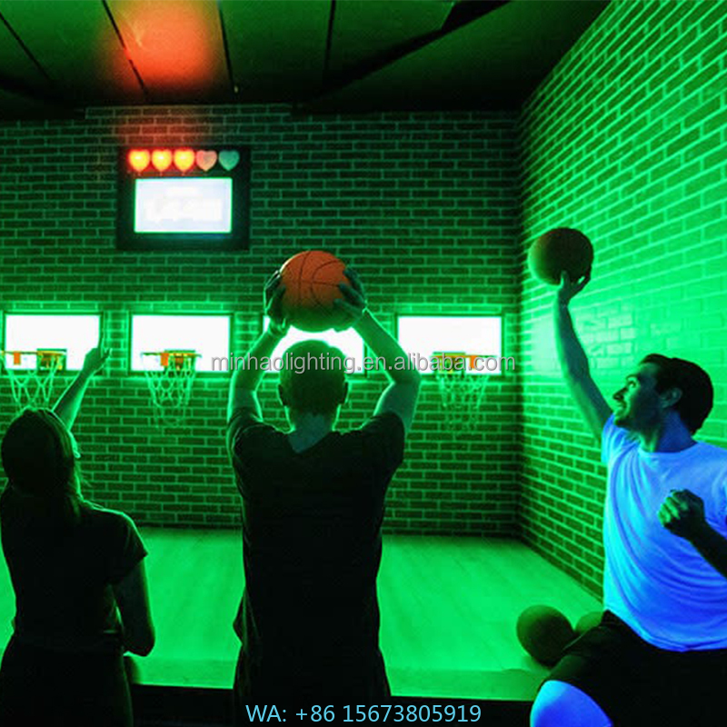 Basketball Hoop Kids Indoor - เกมบาสเก็ตบอลในร่มแบบอินเทอร์แอคทีฟสำหรับเด็กและผู้ใหญ่ สนามบันเทิงพร้อมไฟ LED สำหรับสวนสนุก รวมห่วงบาสเก็ตบอล